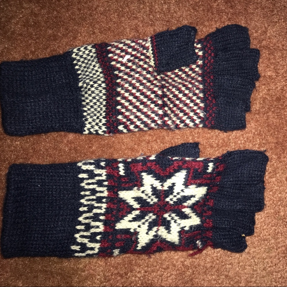Finger less mittens size small